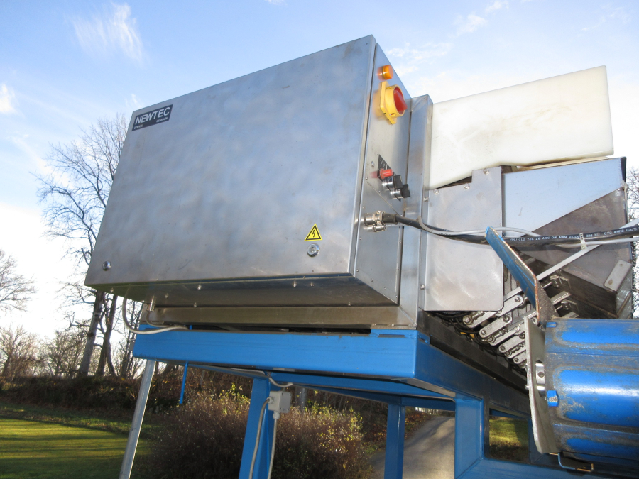 6104 Newtec 2009XB Wiege