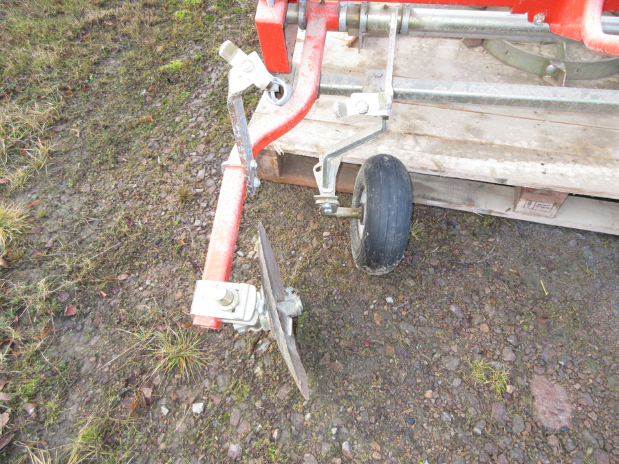 6141 Checchi & Magli Folienlegemaschine
