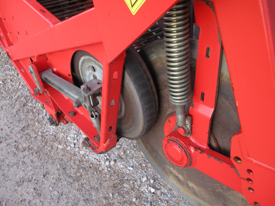 6148 Grimme SE75-30 potato harvester