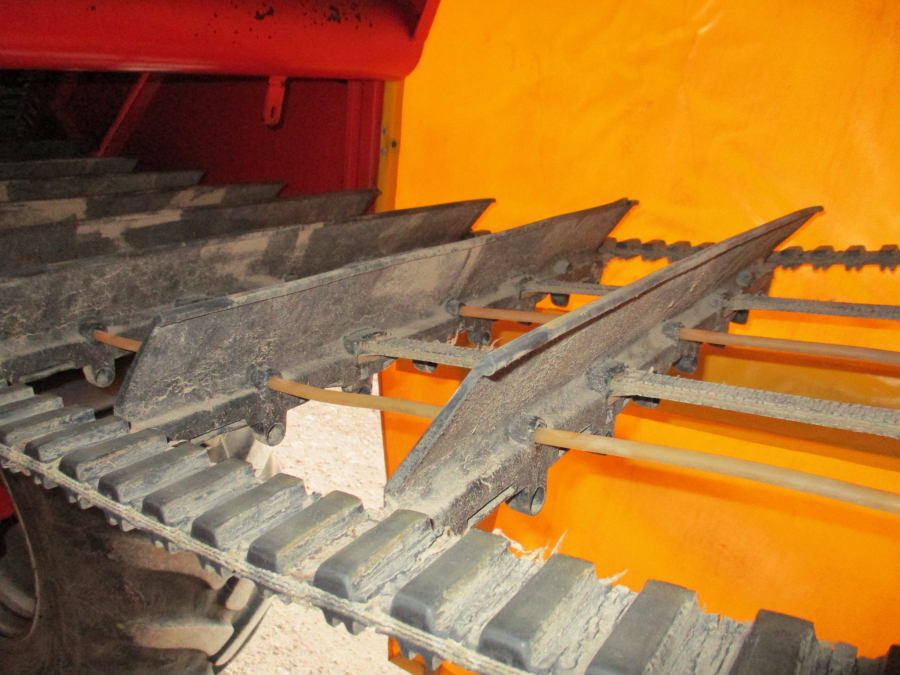 6148 Grimme SE75-30 potato harvester