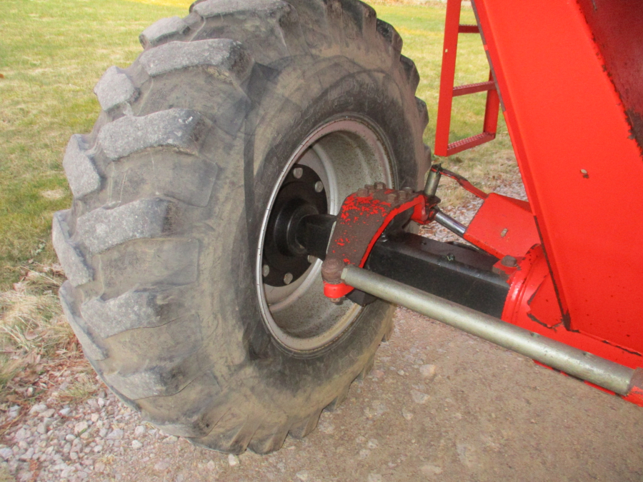 6148 Grimme SE75-30 potato harvester