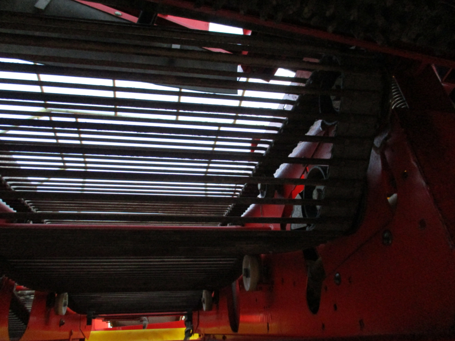 6148 Grimme SE75-30 potato harvester