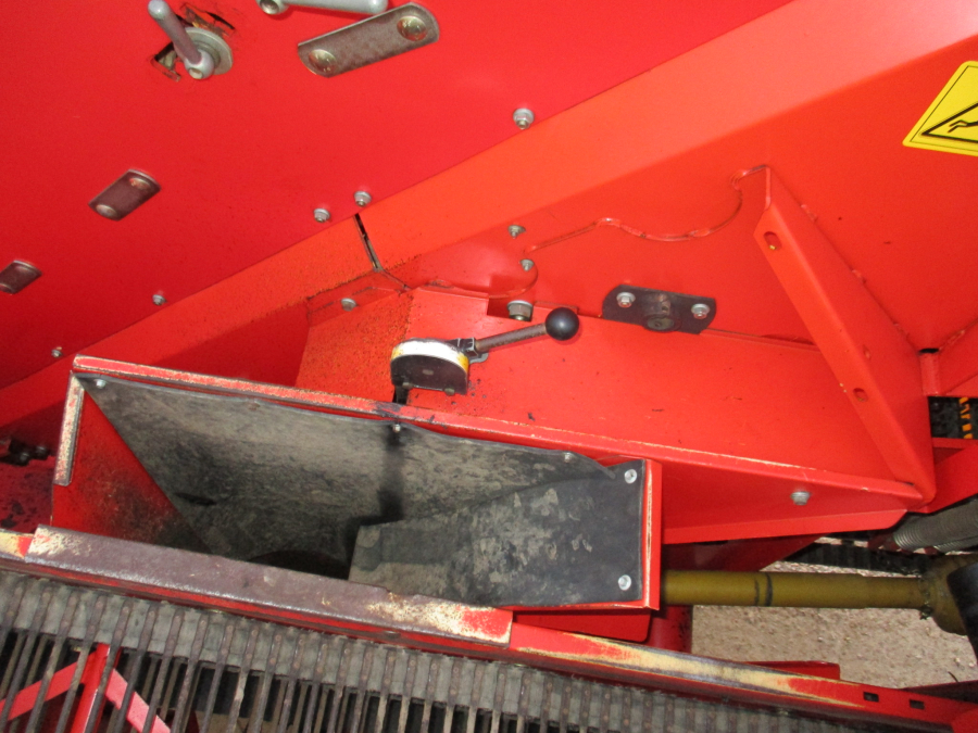 6148 Grimme SE75-30 potato harvester