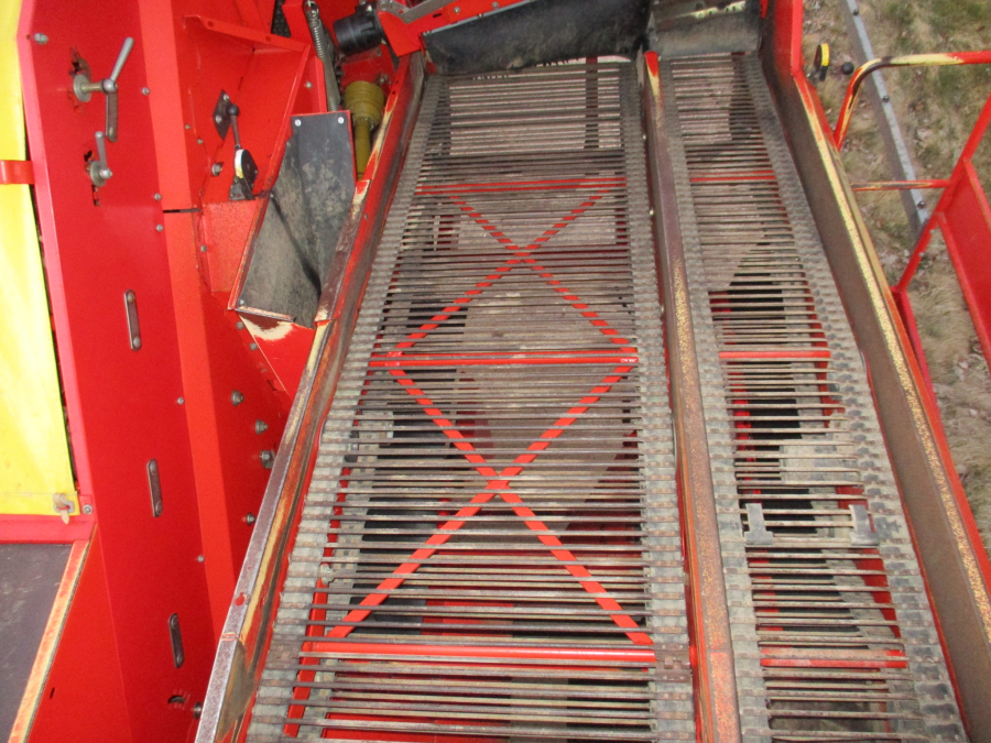 6148 Grimme SE75-30 potato harvester