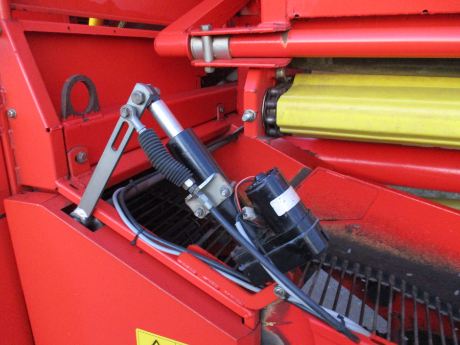 6148 Grimme SE75-30 potato harvester