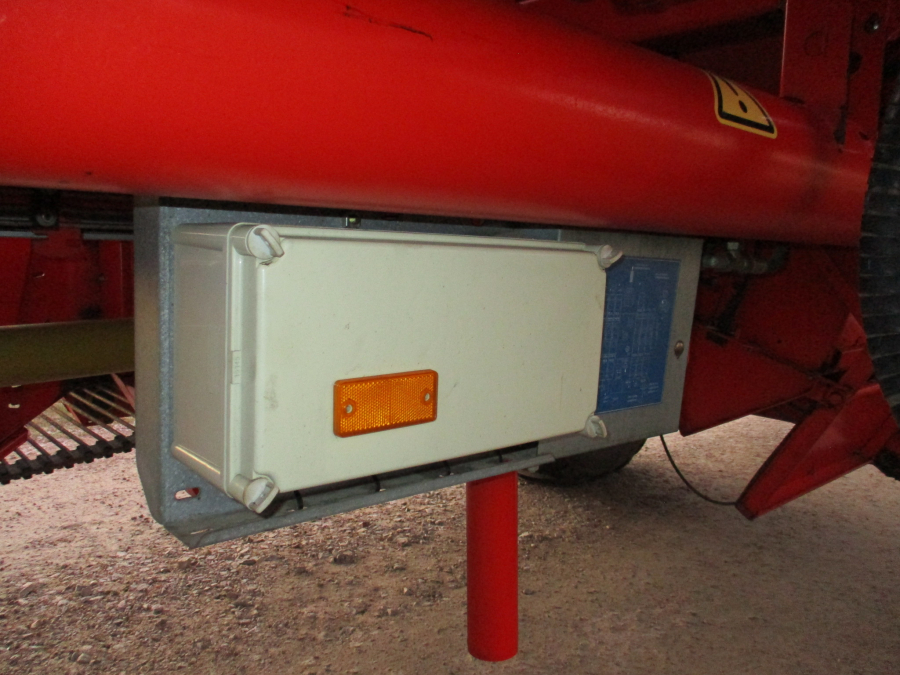 6148 Grimme SE75-30 potato harvester