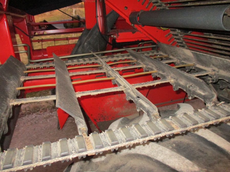6148 Grimme SE75-30 potato harvester