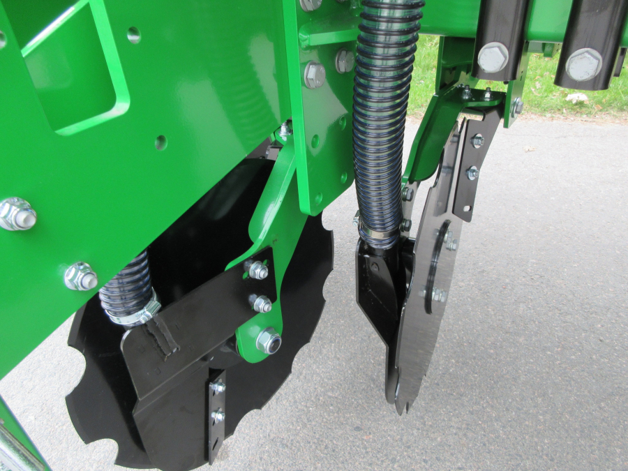 6151 Sfoggia Thema front fertilizer unit NEW
