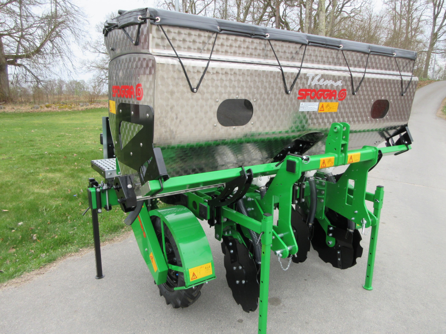 6151 Sfoggia Thema front fertilizer unit NEW