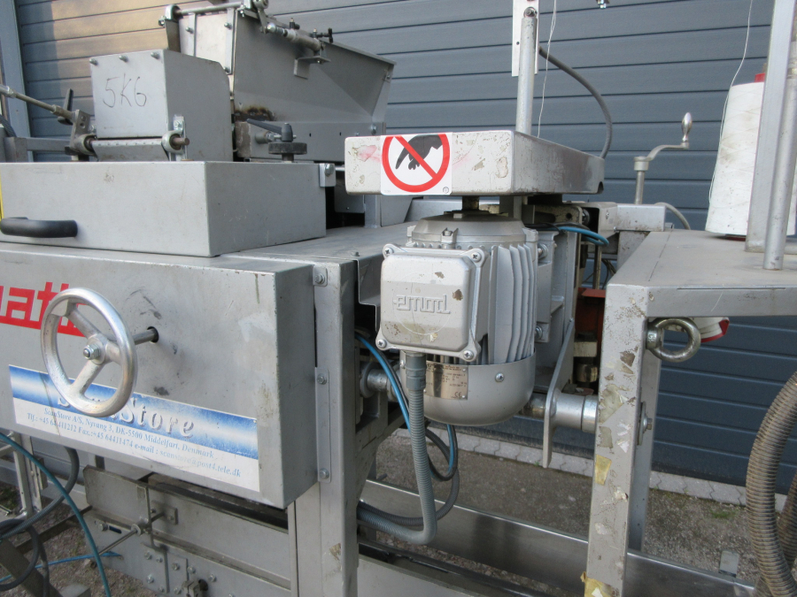 6158 Upmatic 4115 paper bagger. 
