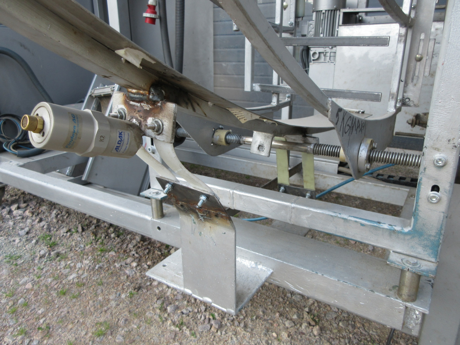 6158 Upmatic 4115 paper bagger. 