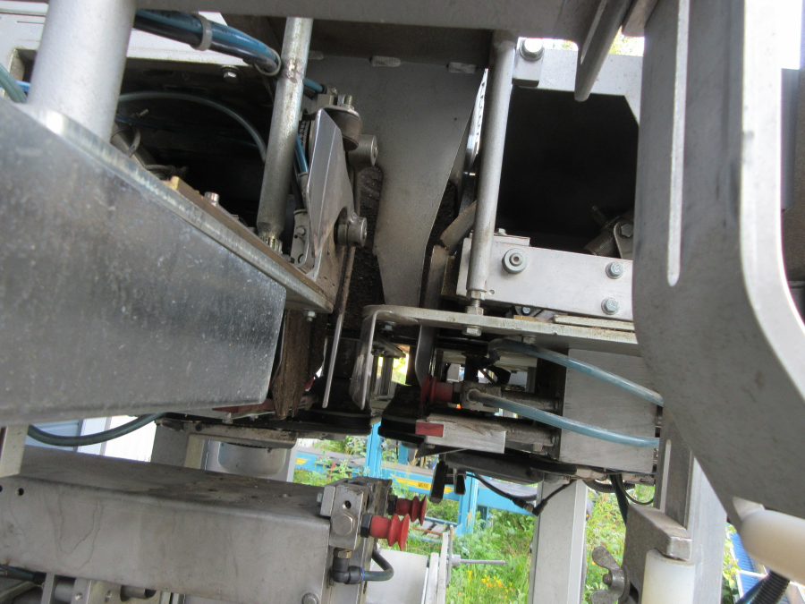 6158 Upmatic 4115 paper bagger. 