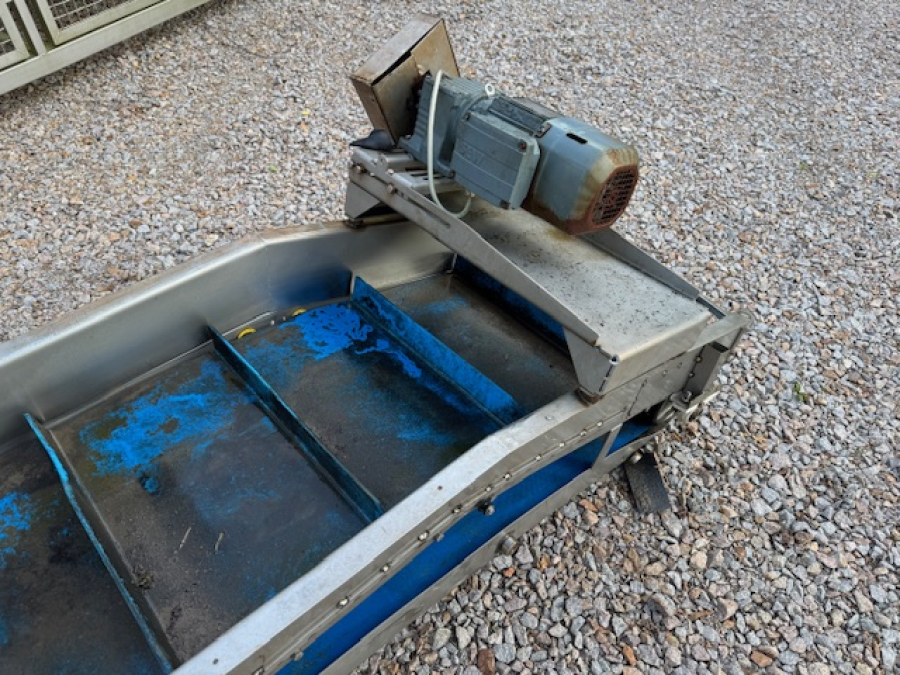 6162 Emve elevator 4500x550 mm stainless steel