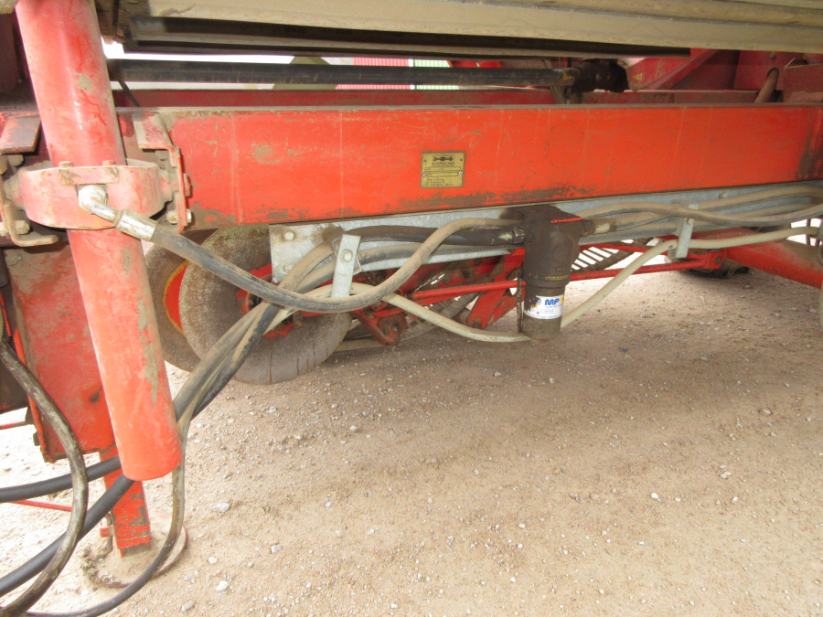 6178 Kverneland Underhaug 2100 Kartoffelroder