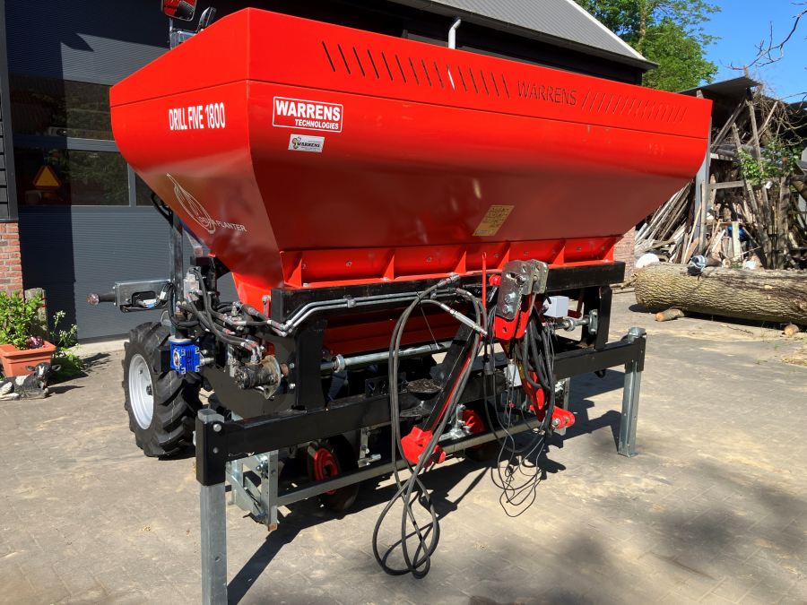 6198 Warrens deltaplanter 5 Reihen