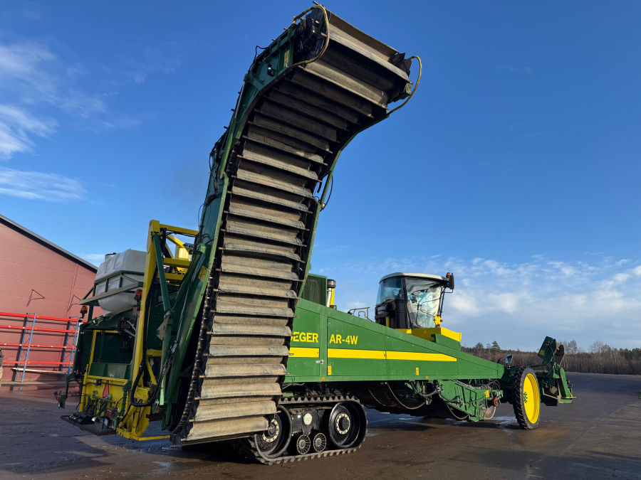 6202 Ploeger Kartoffelroder. 4 Reihe