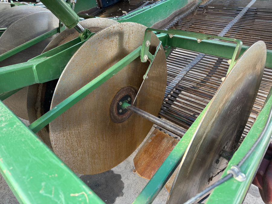 6202 Ploeger Kartoffelroder. 4 Reihe