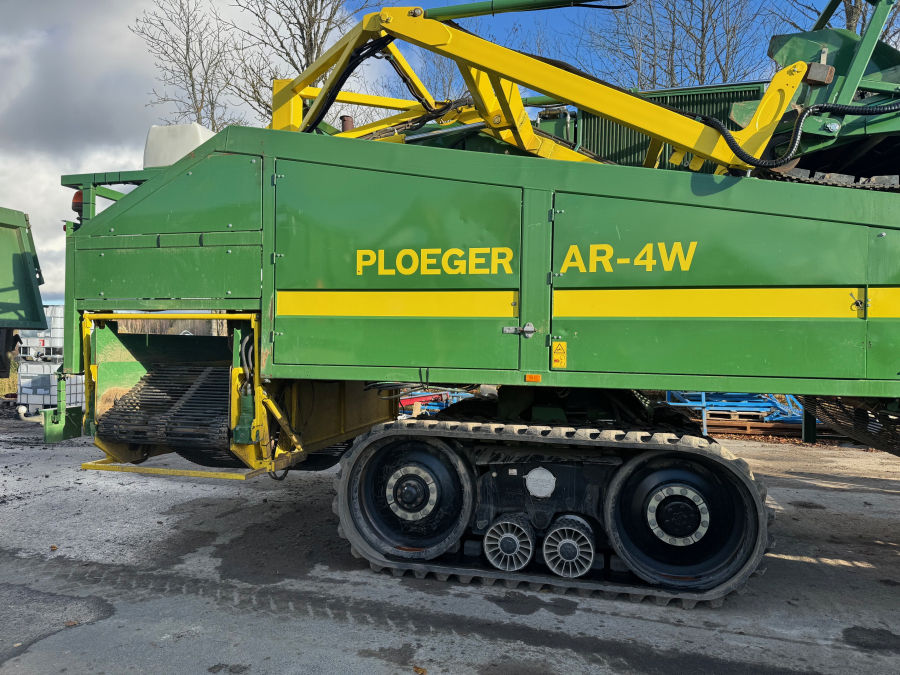 6202 Ploeger Kartoffelroder. 4 Reihe