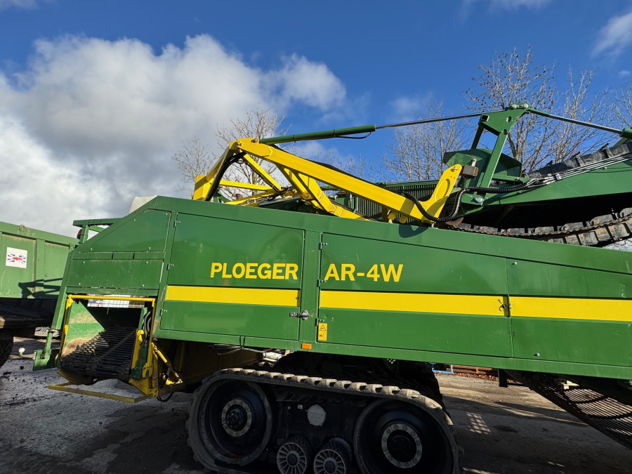 6202 Ploeger Kartoffelroder. 4 Reihe