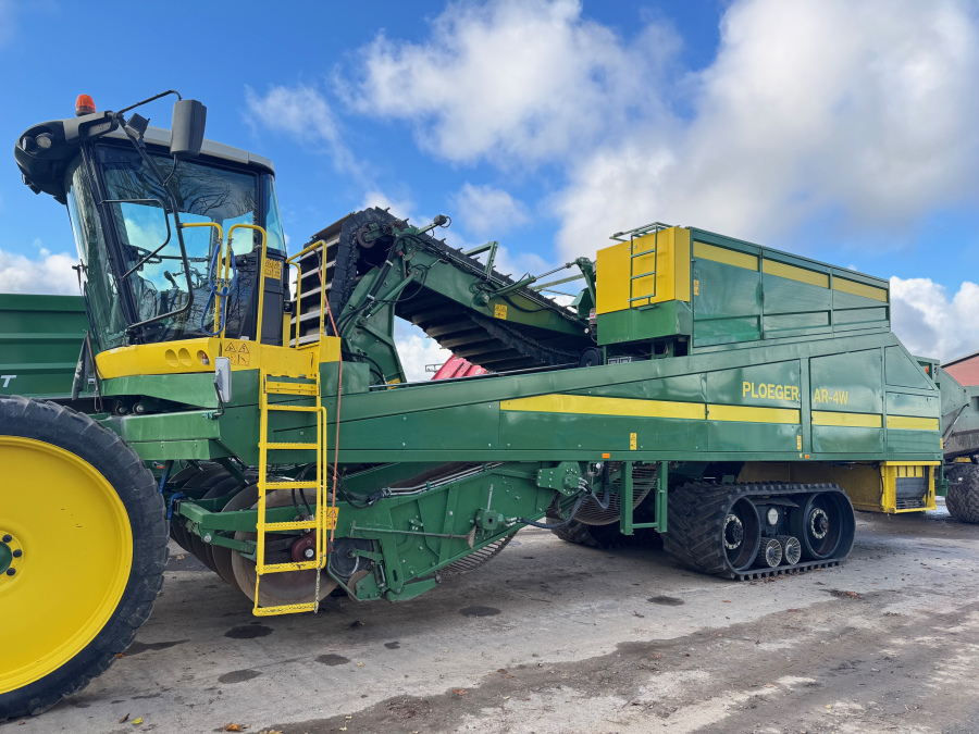 6202 Ploeger Kartoffelroder. 4 Reihe