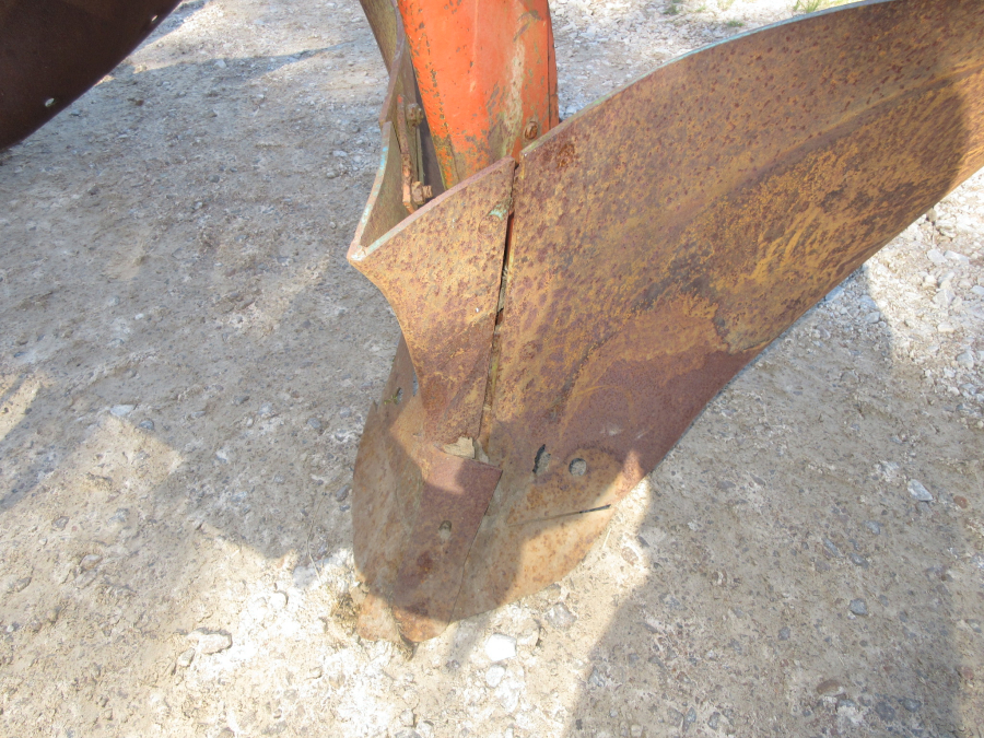 6209 Grimme bed plough