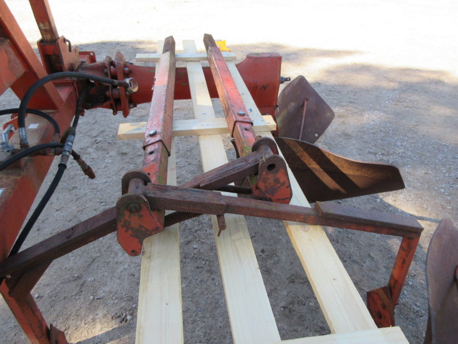 6209 Grimme bed plough