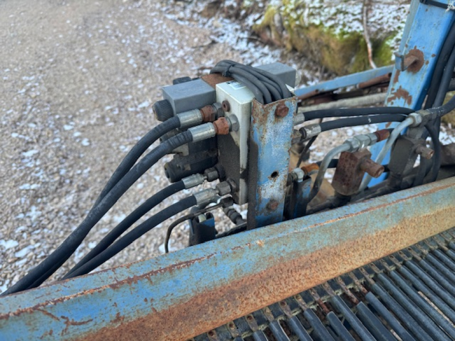 6224 Asa-Lift carrot harvester 1 row mounted