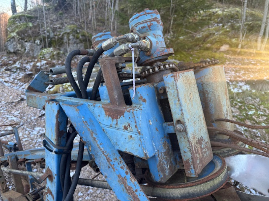 6224 Asa-Lift carrot harvester 1 row mounted