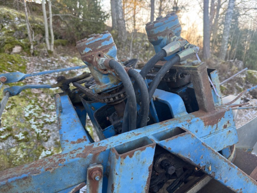 6224 Asa-Lift carrot harvester 1 row mounted