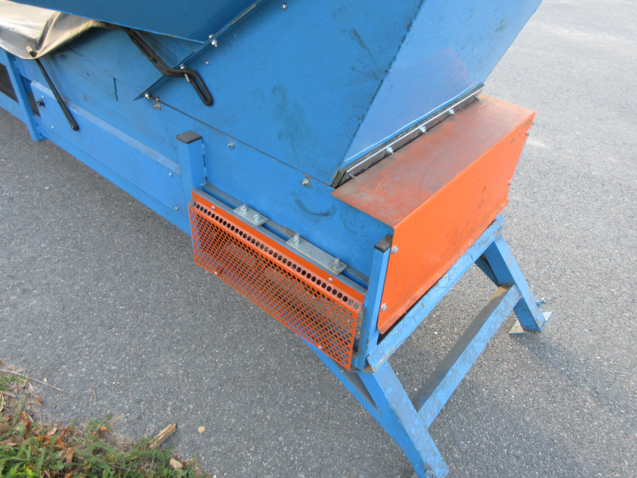 6226 EMVE elevator 4300x550 mm