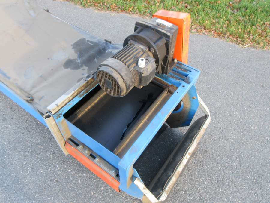 6226 EMVE elevator 4300x550 mm