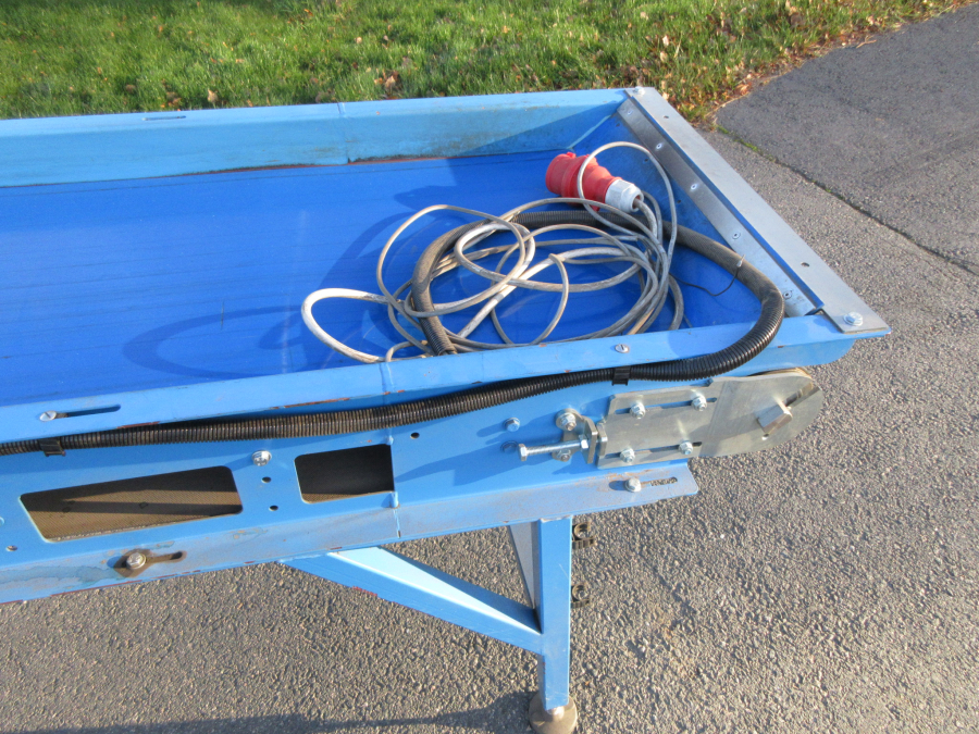  6227 EMVE conveyor 2600x550 mm