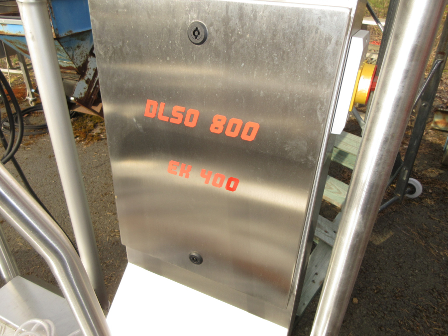 6233 Kohlhoff Walk-Through Sole Cleaning Machine DLSO-SL