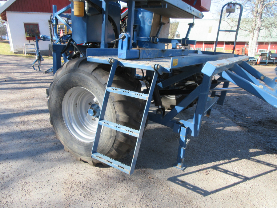 6274 Asa-Lift PO-335 harvester for leek, spring onion , carrots etc