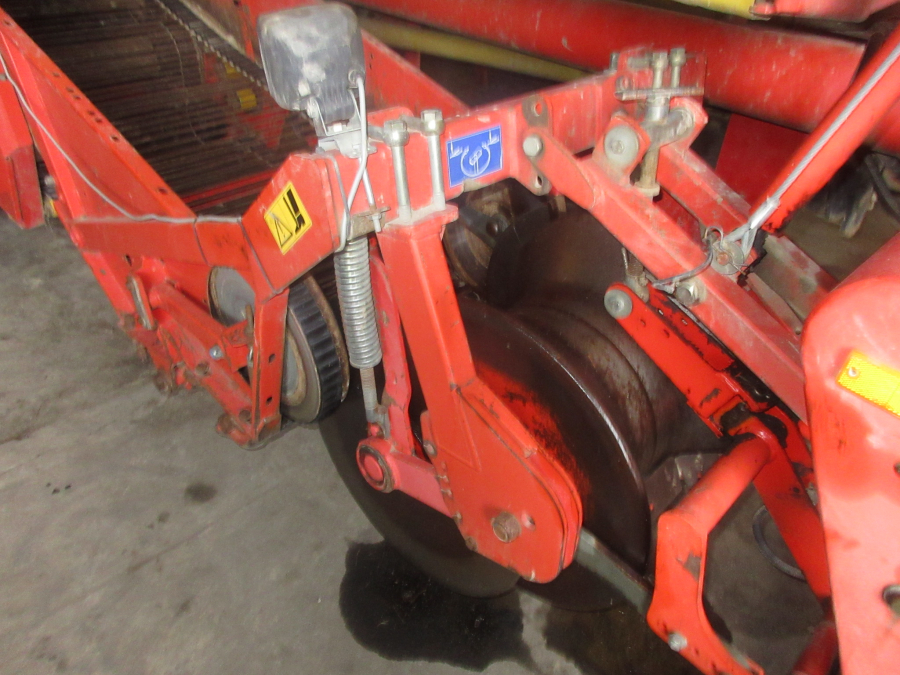 6280 Grimme SE75-40 potato harvester
