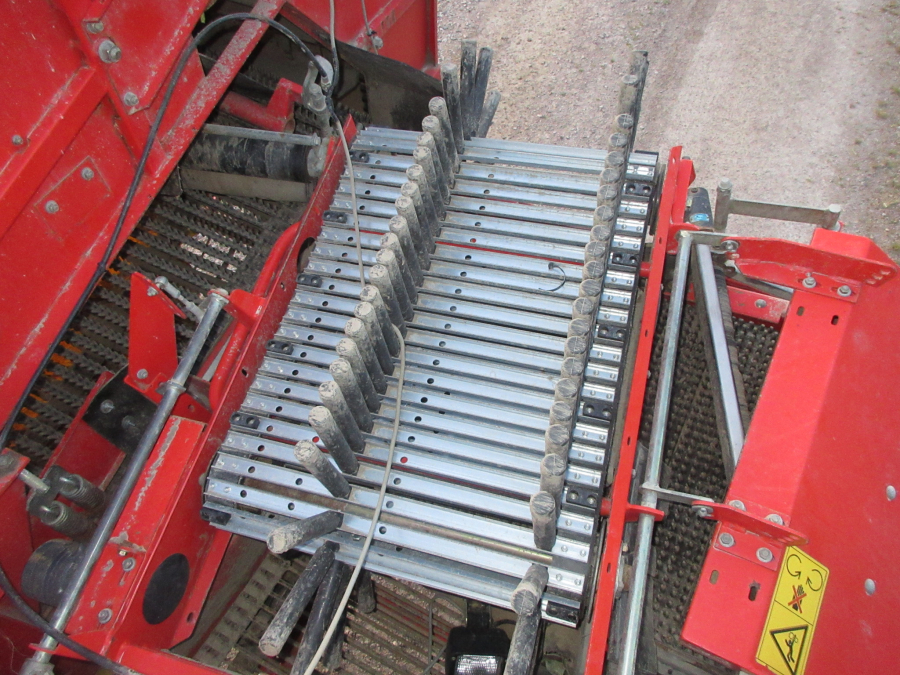 6280 Grimme SE75-40 potato harvester