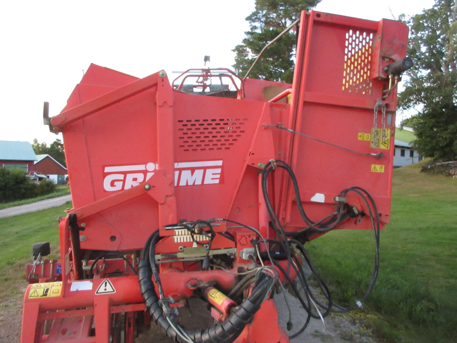 6280 Grimme SE75-40 potato harvester