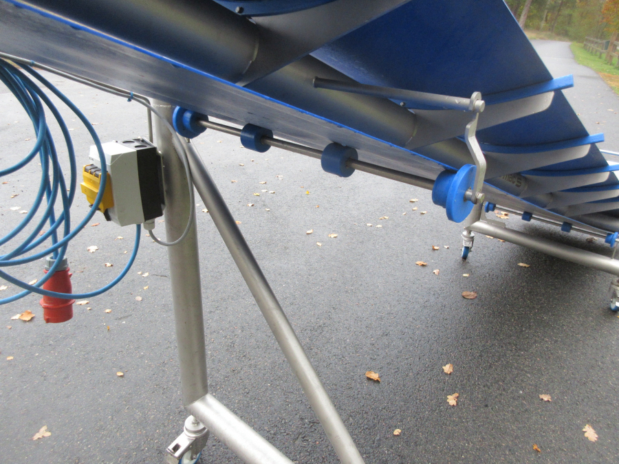 6306 Sormac TBT-60 conveyor for leafy vegetables
