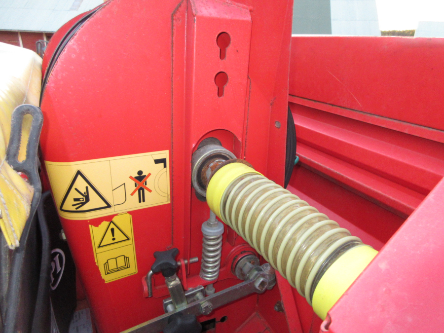 6320 Grimme GL32 F potato planter combi 2 row