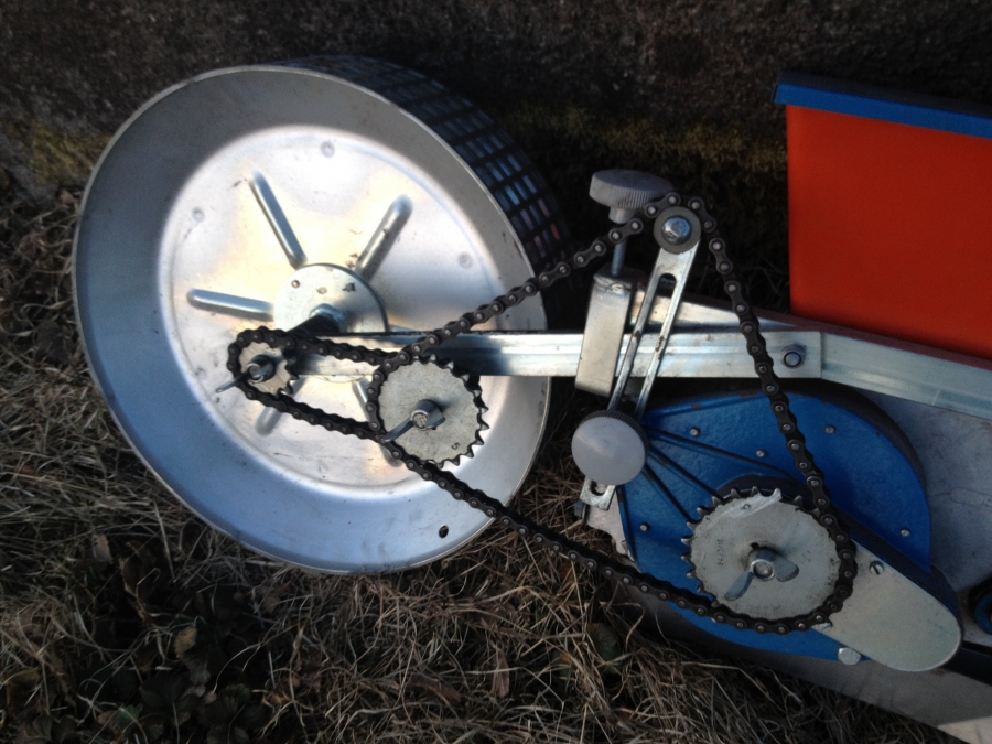 3572 Nibex mini seeding drill hand drawn