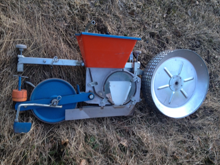 3572 Nibex mini seeding drill hand drawn