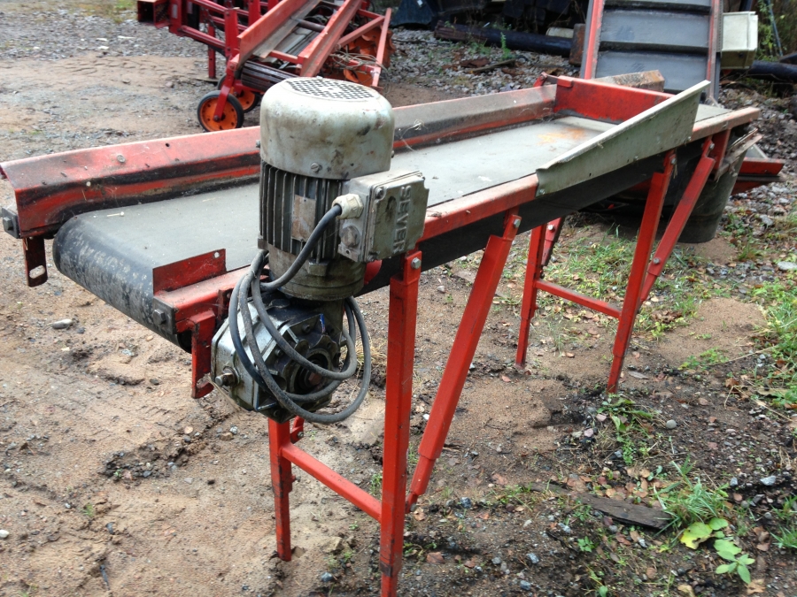 3682 EKKO conveyor 2400x300