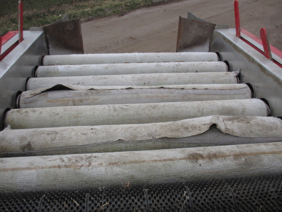 3743 Tong felt drier table