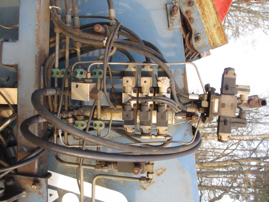 3766 Asa-Lift T-10B Möhrenroder mit bunker Dreipunkt
