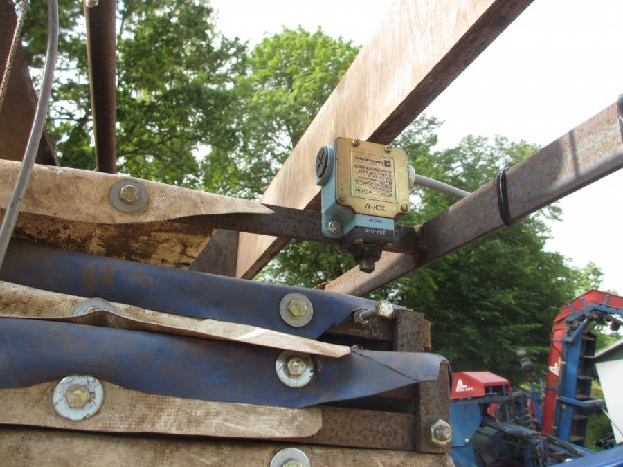 3776 Emve big bag filler with automatic fall breaker