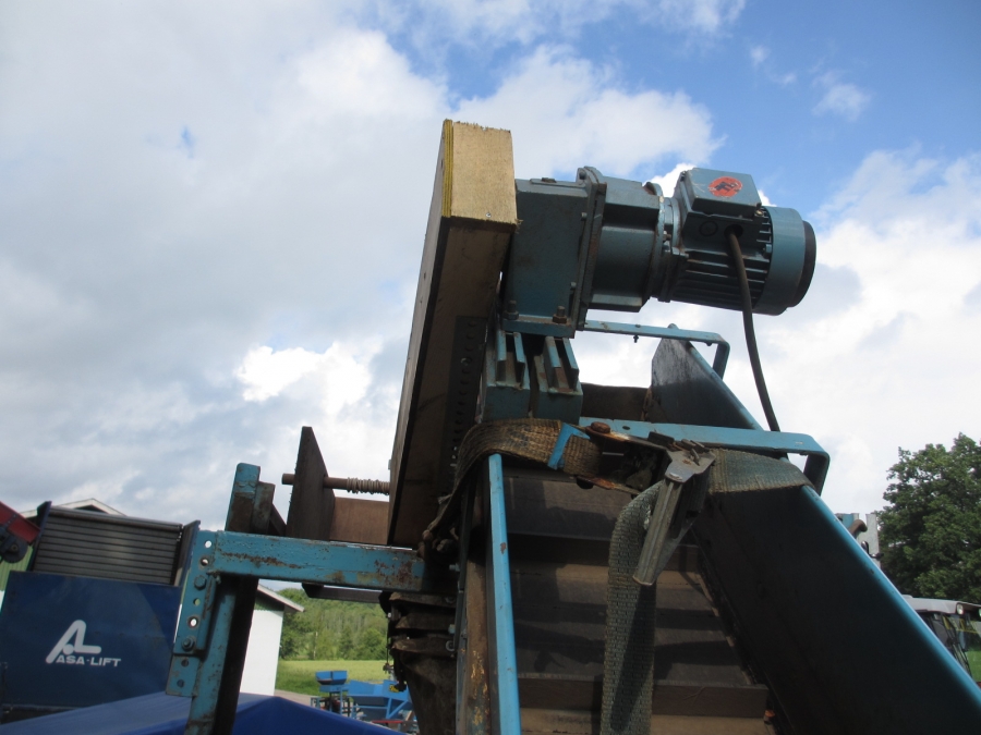 3776 Emve big bag filler with automatic fall breaker