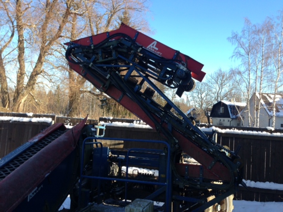 3784 Asa-Lift MK-1000 cabbage harvester with elevator