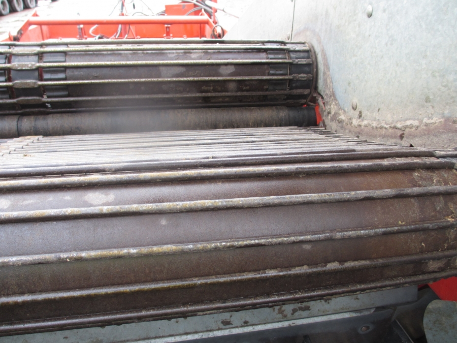 3794 Underhaug UN 2200 Zwiebellader mit Elevator