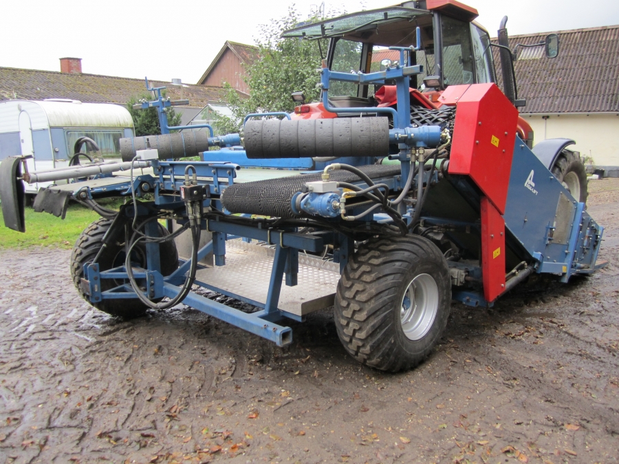 3803 Asa-Lift MK-1000 cabbage harvester