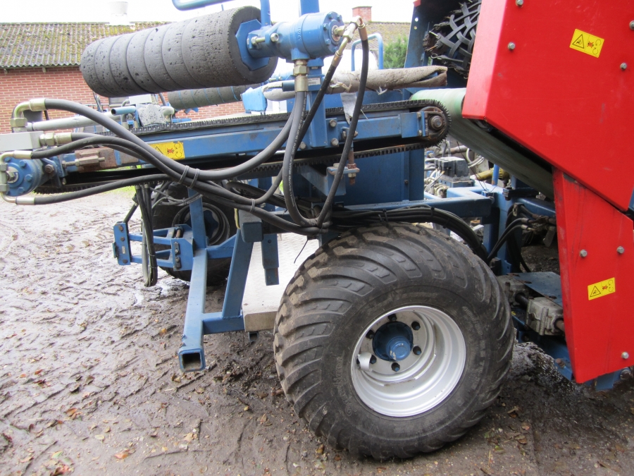 3803 Asa-Lift MK-1000 cabbage harvester